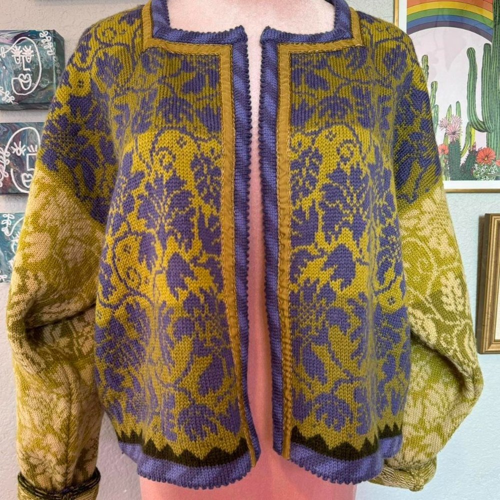 Oleana Vintage Cardigan Style Sweater - Picture 3 of 6